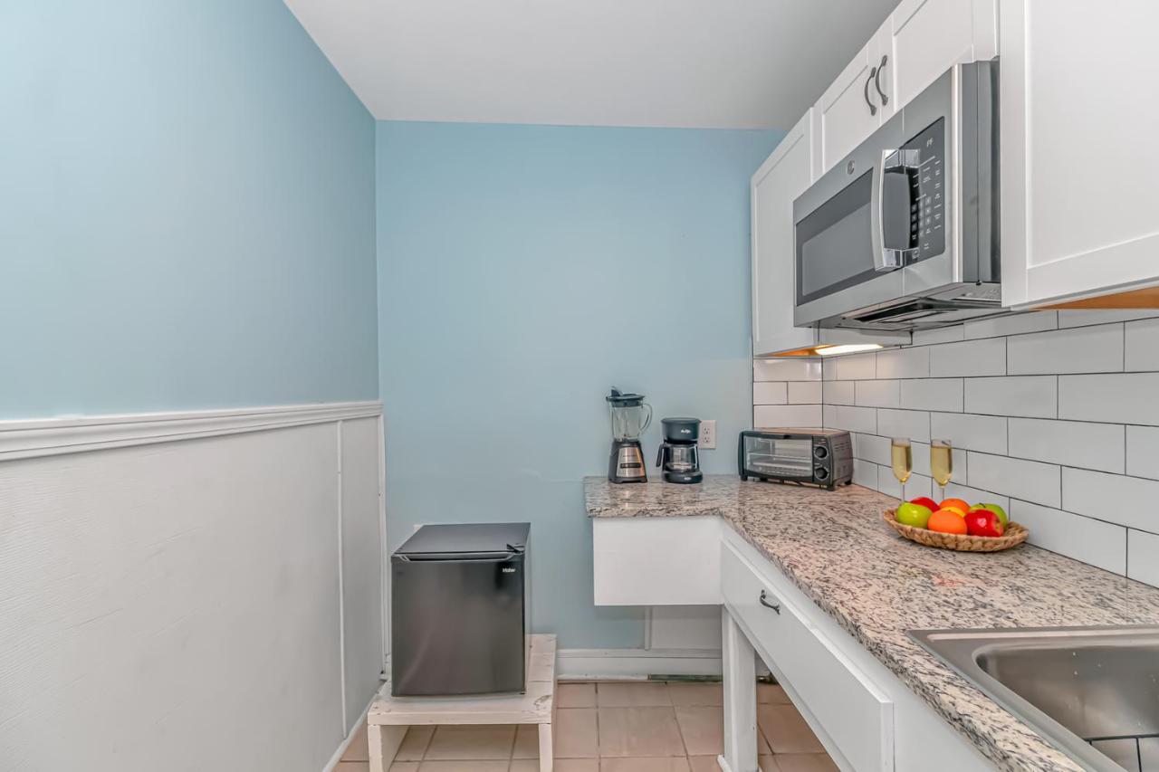 125 Atlantic Avenue Unit E - Pet Friendly! Walk To The Beach And Pier!1Br -1Ba - Sleeps 2-4 Guests! Myrtle Beach Eksteriør billede