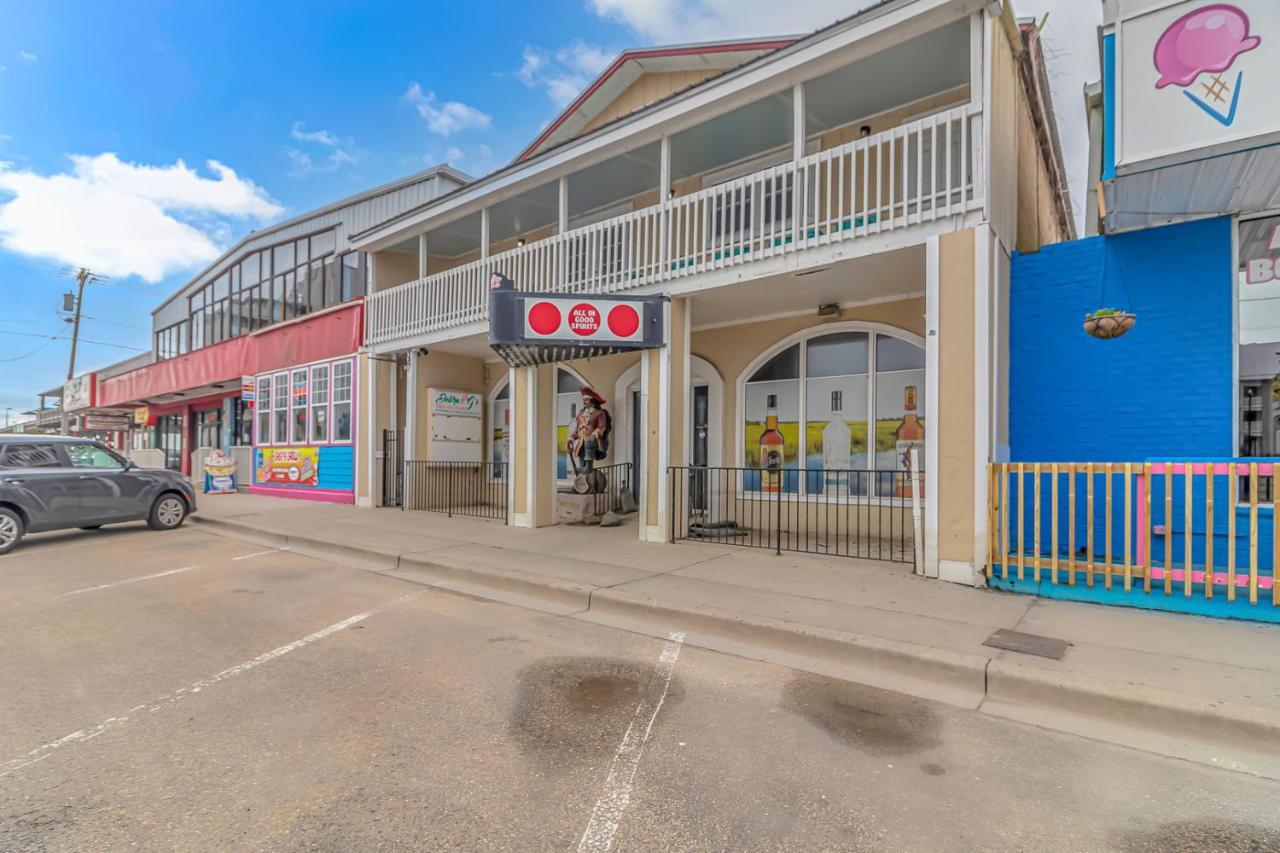 125 Atlantic Avenue Unit E - Pet Friendly! Walk To The Beach And Pier!1Br -1Ba - Sleeps 2-4 Guests! Myrtle Beach Eksteriør billede